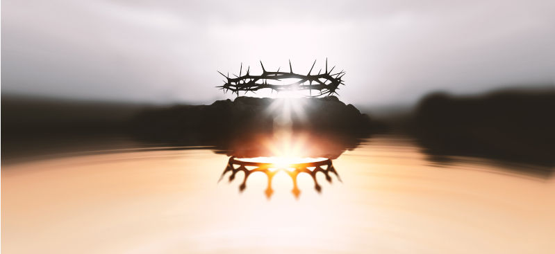 The inversion of the crown of thorns and the crown, which symbolises Jesus' suffering and trials, symbolises the death of the Saviour and the resurrected King. Image: iStock / artplus