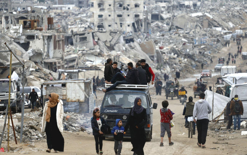 Daily life of Palestinians amidst the massive destruction of homes and infrastructure in Jabalia camp, northern Gaza Strip, Palestine territories, on February 07, 2025. Photo by Ramez Habboub/ABACAPRESS.COM Credit: Abaca Press/Alamy Live News Contributor: Abaca Press / Alamy Stock Photo Image ID: 2SDTR3N