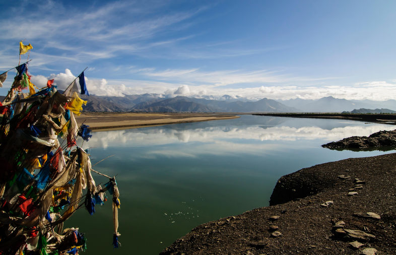 geography / travel, China, Tibet, Yarlung Tsangpo, Additional-Rights-Clearance-Info-Not-Available. Image: Alamy. Contributor: INTERFOTO Image ID: GE345A