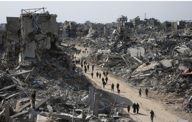 Gaza, Palestine. 23rd Jan, 2025. The massive extent of destruction in the Jabalia camp after the withdrawal of the occupation forces with buildings completely demolished, as if it were an abandoned city. The scene shows a situation like a ghost town with destruction everywhere and Palestinians trying to restart their lives. (Credit Image: © Hashem Zimmo/TheNEWS2 via ZUMA Press Wire) EDITORIAL USAGE ONLY! Not for Commercial USAGE! Contributor:ZUMA Press, Inc 2S8T289