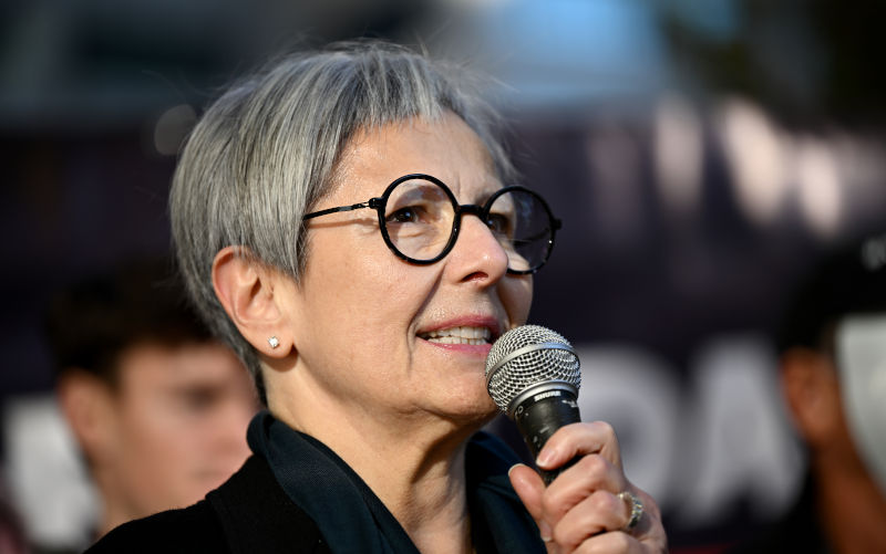 Journalist Mary Kostakidis speaks to media prior to Daniel Duggan’s extradition hearing, at Downing Centre Local Court, in Sydney, Friday, May 24, 2024. Former US military pilot Daniel Edmund Duggan once worked in China as a flight instructor and now faces extradition to the United States over unknown charges. Image:AAP /Bianca De Marchi