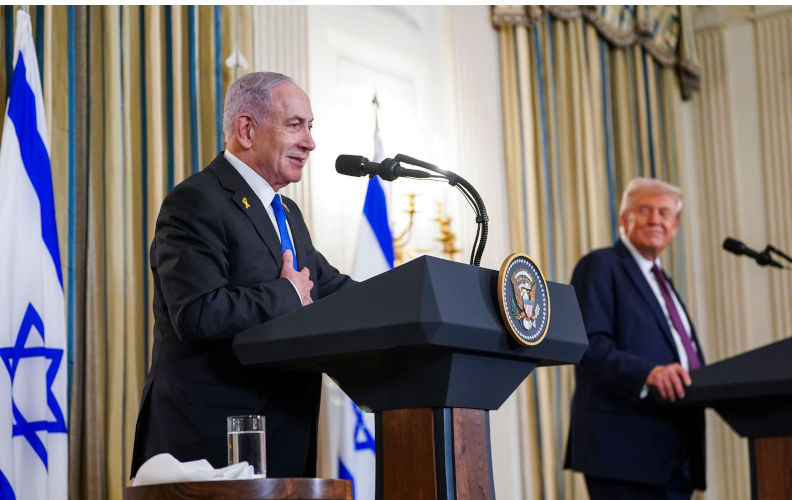 Washington, United States. 29th Sep, 2025. US President Donald Trump and Israeli Prime Minister Benjamin Netanyahu participate in a joint press conference in the State Dining Room of the White House in Washington, DC, USA, 29 September 2025. In their Oval Office meeting, Trump pressed Netanyahu to accept a peace deal to end Israel's on-going war in Gaza, and for Hamas to free their remaining hostages. Credit: Sipa USA/Alamy Live News. Contributor:Sipa USA. Image ID:3CR6JPF