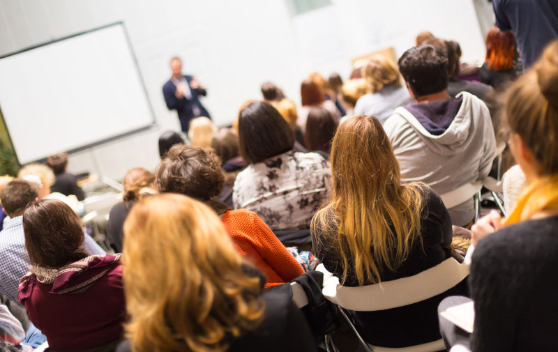 Audience in the lecture hall. Image: iStock / kasto80