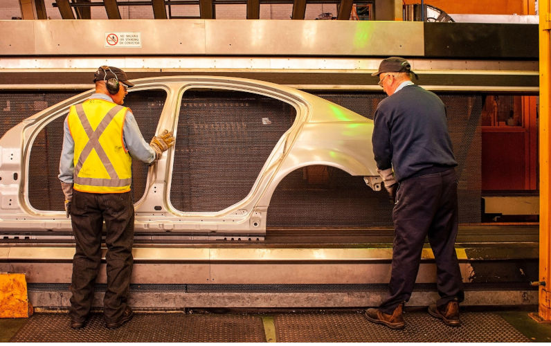 From proletariat to boxetariat: The new working class