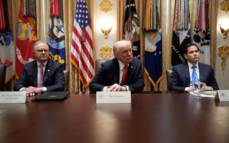 Washington, United States. 20th Oct, 2025. (LR) Australian Prime Minister Anthony Albanese, President Donald Trump and Secretary of State Marco Rubio attend a meeting in the Cabinet Room at the White House in Washington, DC on Monday, October 20, 2025. Photo by Yuri Gripas UPI Credit UPI Alamy Live News Image ID3CYW6NM