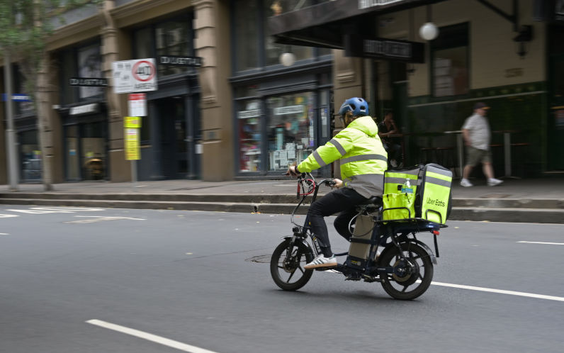 Sydney Jan 02 2026 Uber Connect courier delivery service. In Australia, 90% of Uber Eats delivery people cite flexibility as a key reason for working on the app, with over a quarter (27%) working 10 hours or less per week. ImageiStock chameleonseye