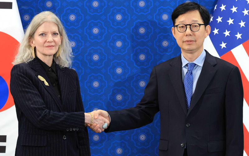Seoul’s nuclear push, Toyota’s #2 status, India’s ‘cockroach’ politics – Asian Media Report
