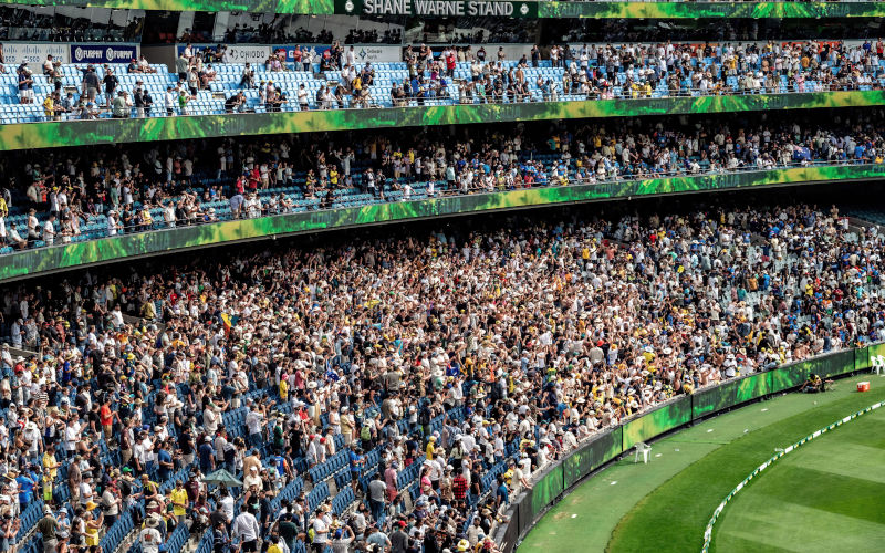 Melbourne, Victoria, Australia Crowds at the MCG (Melbourne Cricket Ground) for a Boxing Day Test match. Image Alamy Paul Harding. Image ID 3EJCAFA