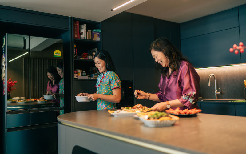 Chinese Asian multi generation family members preparing for dinner Image iStock Sze kiat Koh