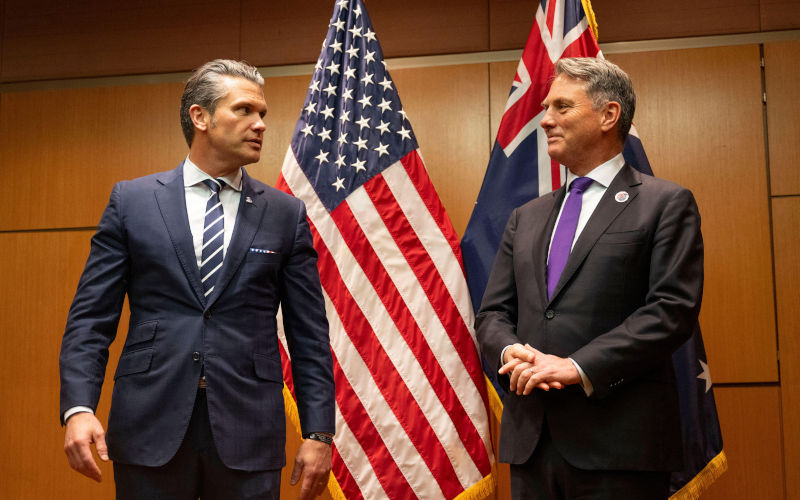Secretary of War Pete Hegseth hosts Australia Deputy Prime Minister Richard Marles for a bilateral exchange in Kuala Lumpur, Malaysia, Nov. 1, 2025. Image DoW Photo U.S. Air Force Staff Sgt. Madelyn Keech Alamy ID 3D2RACW
