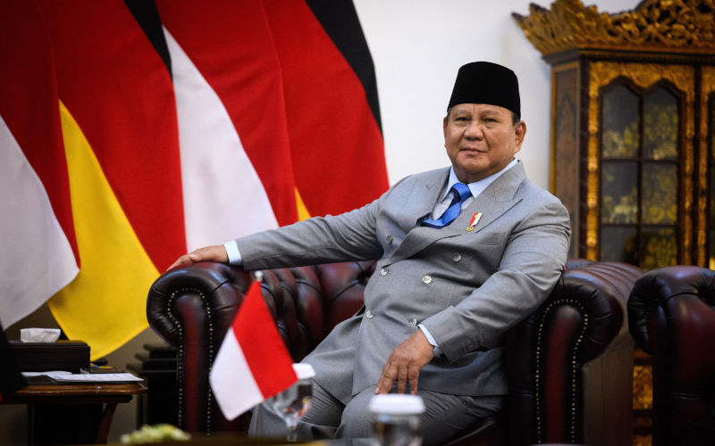 Jakarta, Indonesia. 15th June, 2026. Prabowo Subianto, President of Indonesia, is seated during a meeting with Federal President Steinmeier at the Presidential Palace. Image Bernd von Jutrczenka dpa Alamy Live News Image ID 3ER35W8
