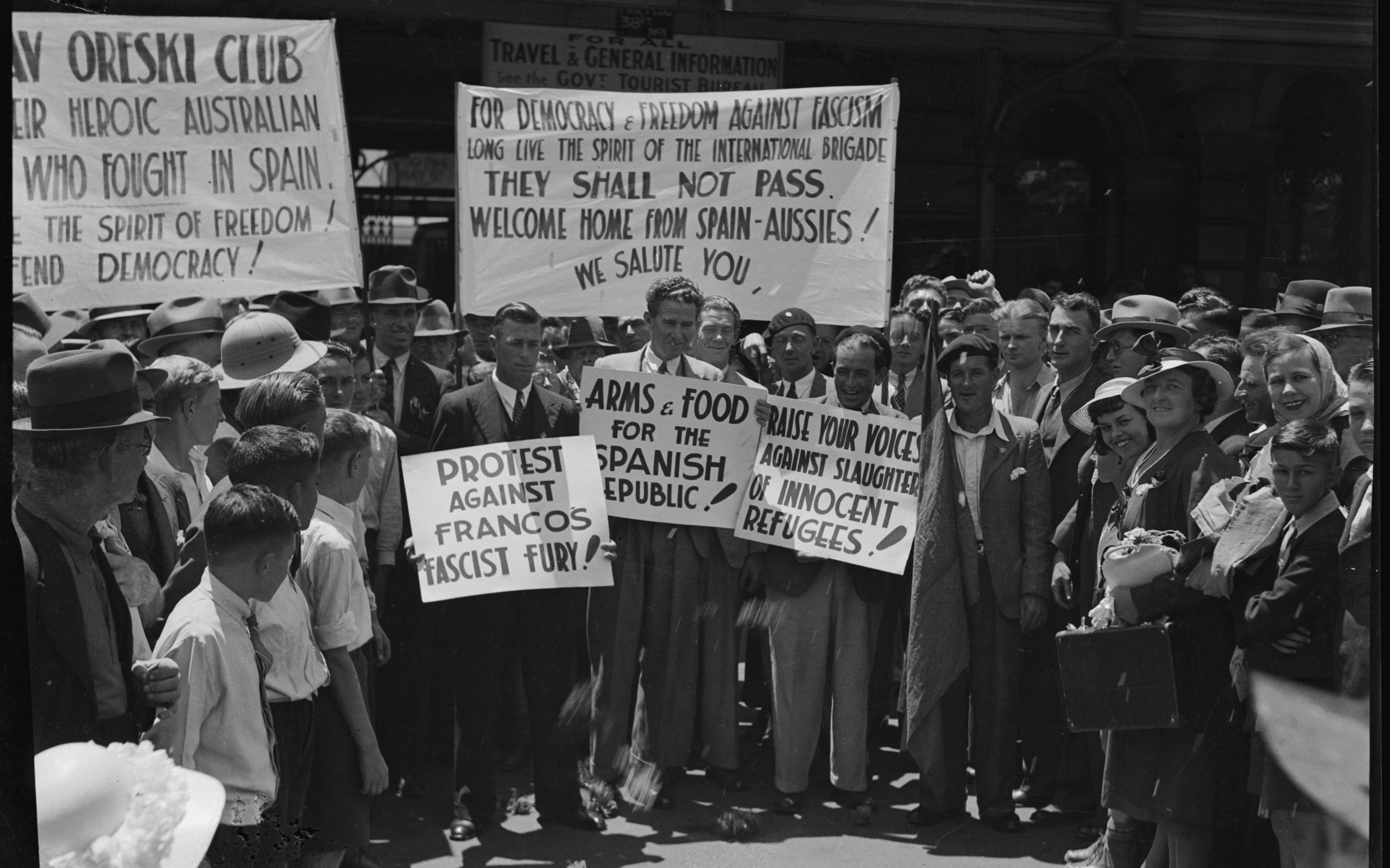 A group of Australian International Brigadeers being welcomed home at Perths railway station in Feb 1939. Image State Library of Western Australia b23774626.
