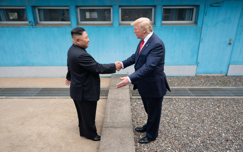 Trump and Kim Jong Un meet at the demilitarised zone. Image Wikimedia Commons By The White House from Washington, DC President Trump Meets with Chairman Kim Jong Un, Public Domain, https commons.wikimedia.org w index.php?curid=80068896