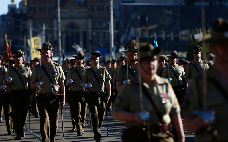 Melbourne, Australia. 25th Apr, 2026. Australian Defence Force personnel seen during the Anzac Day march. Veterans, current service members and their families marched through Melbourne during the annual ANZAC Day. Commemoration March. Image Ye Myo Khant SOPA Images USA Alamy Live News Alamy image ID 3EB82J0