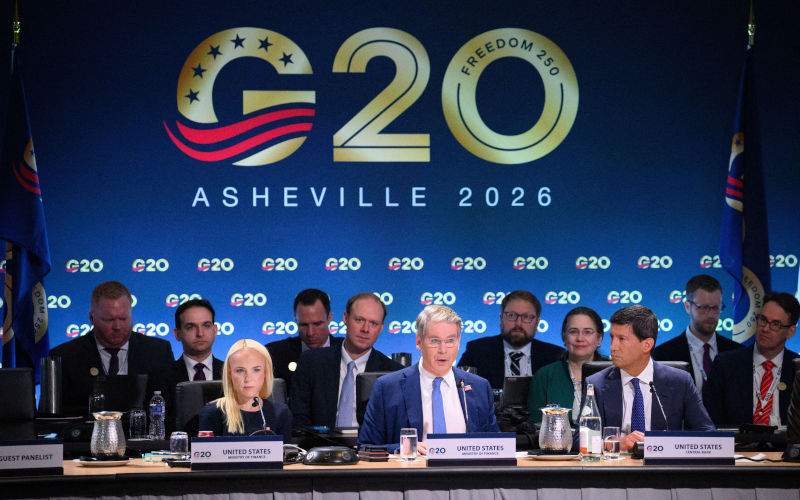 Asheville, USA. 31st Aug, 2026. Scott Bessent (M), U.S. Secretary of the Treasury, opens the first working session at the meeting of finance ministers and central bank governors from the G20 countries. The United States holds this year·s presidency of the group of 19 leading industrialized and emerging economies, as well as the European Union and the African Union. Image Bernd von Jutrczenka dpa Alamy Live News Image ID 3FDH2W3