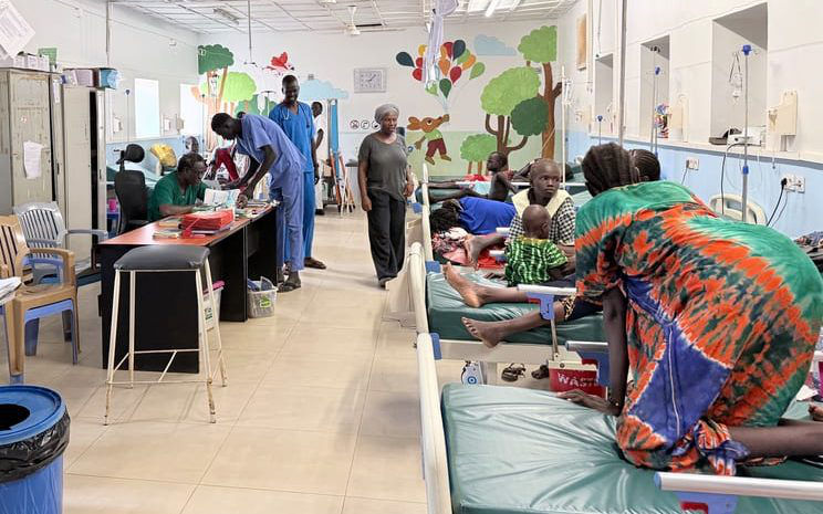 The paediatric intensive care unit at Aweil State Hospital, Northern Bahr el Ghazal State, South Sudan (MSF)