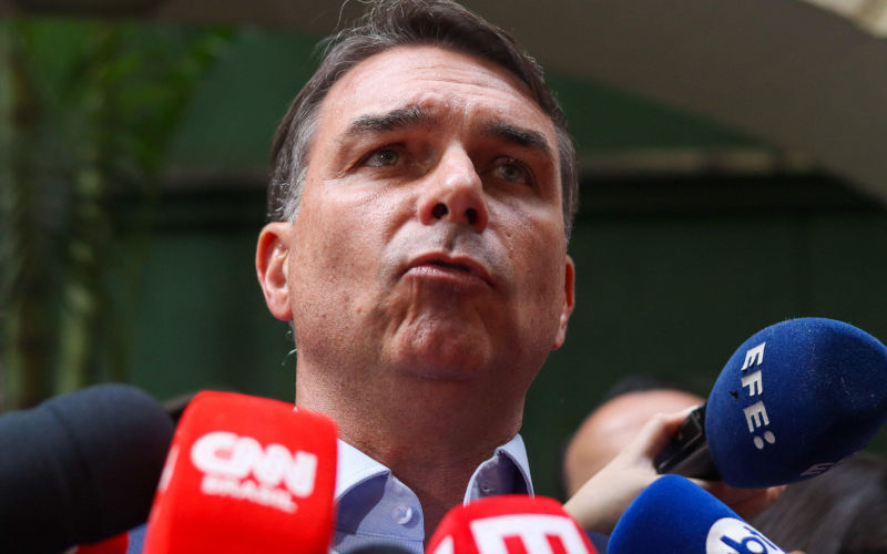 Sao Paulo, Brazil. 30th August, 2026 Politics Elections Flavio Bolsonaro during an interview with the press. Image Theo Daolio Alamy Live News Image ID3FDD9RN