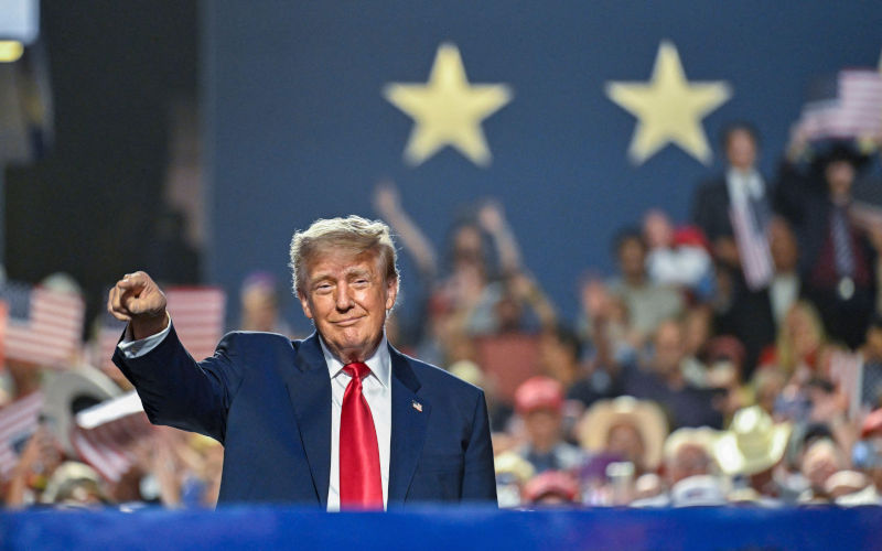 Dallas, Tx, USA. 10th Sep, 2026. U.S. President DONALD TRUMP speaks during the Republican MidTerm Convention at the American Airlines Center on September 10, 2026. Several thousand people packed the arena to hear a parade of Republican candidates crucial to success for the upcoming midterm elections. Image Alamy Bob Daemmrich ZUMA Press Wire. Image ID 3FG4395